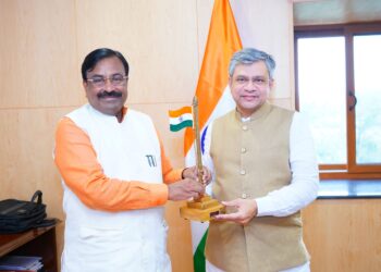 बल्लारपूरहून मुंबई, पुणे साठी रेल्वे सुरू करण्याची आ. सुधीर मुनगंटीवार यांची मागणी