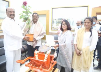 नागरिकांनी स्वातंत्र्यपुर्व काळातील ऐतिहासिक वस्तू नगरपालीकेला दान कराव्या  पालकमंत्री संदिपान भुमरे यांचे आवाहन