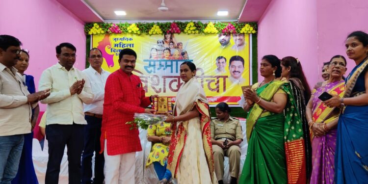 स्त्री हेच सेवेचे प्रतीक – देवराव भोंगळे