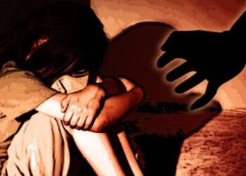 अल्पवयीन मुलीवर 80 जणांकडून तब्बल 8 महिने बलात्कार