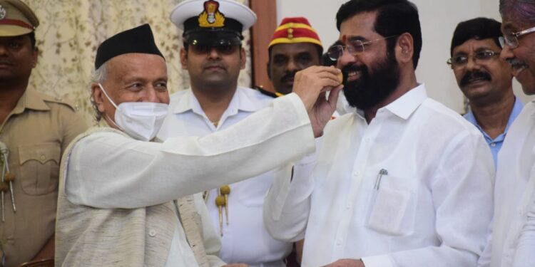 एकनाथ शिंदे मुख्यमंत्री होणार; फडणवीसांची घोषणा