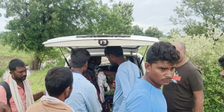 नागरिकांनी सतर्कता बाळगावी, प्रशासनाला सहकार्य करावे, कोणत्याही मदतीकरीता ट्रस्ट सोबत संपर्क साधावा
