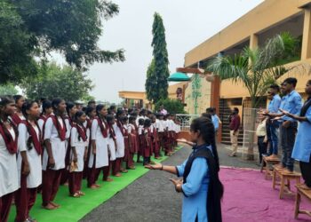 आनंदवनातील निजबल अंतर्गत ‘आंतरराष्ट्रीय कर्णबधिर सप्ताह’ साजरा