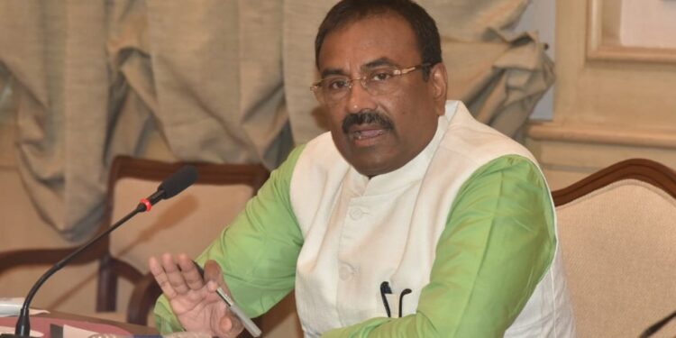 वन कर्मचाऱ्यांना मिळणार पोलिस कर्मचाऱ्यांप्रमाणे लाभ