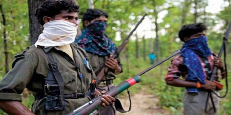 दक्षिण गडचिरोलीत नक्षल्यांनी केली महिनाभरात तिघांची हत्या
