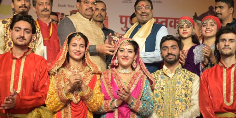 *एकविसाव्या शतकात पुणे पुस्तक महोत्सवसारखे उपक्रम महत्वाचे : सांस्कृतिक कार्यमंत्री सुधीर मुनगंटीवार
