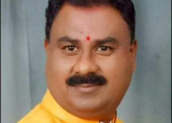 जरांगेंनी  देवेंद्रजीची माफी मागावी, अन्यथा ओबीसी मोर्चाचे तीव्र आंदोलन