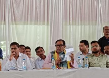 शासनाच्या विविध योजना नागरिकांना पोहचवा!
