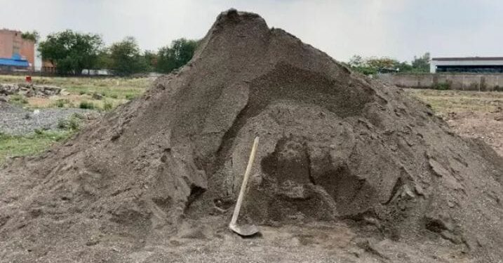 बेलमंडळ येथे वाळू तस्करीला ऊत, ग्रामस्थांनी केली कारवाईची मागणी
