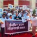 अधिवेशनाच्या पहिल्या दिवशी महाविकास आघाडीचे विधानभवनाच्या पायऱ्यांवर EVM विरोधात आंदोलन