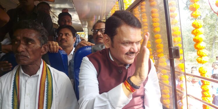 नवीन वर्षाच्या पहिल्याच दिवशी दुर्गम भागातील नागरिकांना मुख्यमंत्री देवेन्द्र फडणवीस यांचं मोठं गिफ्ट