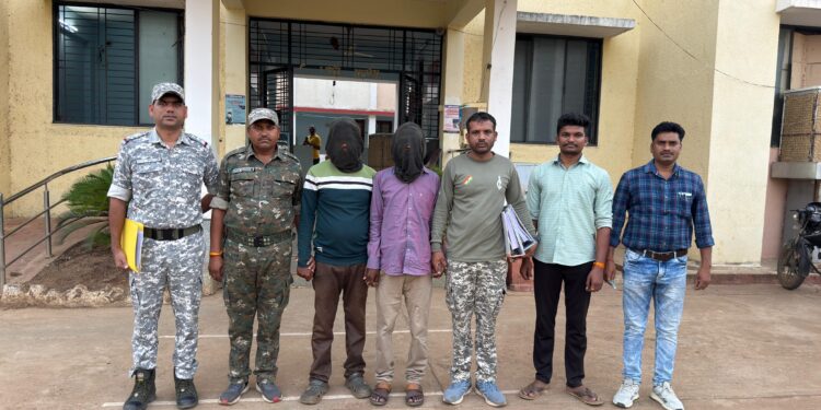 खरेदी केंद्रातील धान अपहार प्रकरणात सतरा जणांविरोधात गुन्हा दाखल,दोन आरोपींना अटक