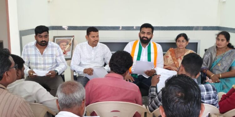 अतिवृष्टी अनुदान लाटण्यासाठी घाटकुळात तालुक्याबाहेरील व्यक्ती बनावट सातबारे करून बनले शेतकरी