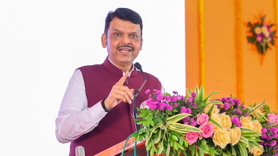 जोपर्यंत तुमचा देवाभाऊ आहे तोपर्यंत लाडकी बहिण योजना बंद होणार नाही.