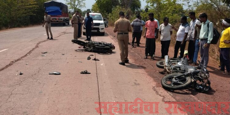 धानापूर फाट्याजवळ दोन दुचाकींची भीषण समोरासमोर धडक; एक ठार, तिघे गंभीर