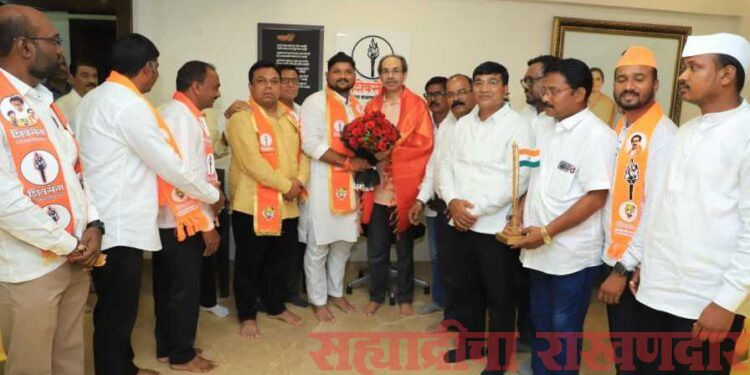 मशालची साथ, आता मातोश्रीचा हात; आशिष रणदिवे ठाकरे गटात