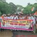 अहेरीत काँग्रेसचा चक्काजाम; खड्ड्यातच रोवणी करून प्रशासनाचा निषेध!