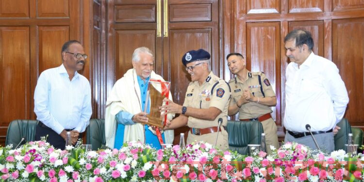 सी-६० दलाचे संस्थापक के. पी. रघुवंशी यांचा पोलीस महासंचालकांच्या हस्ते गौरव; चार दशकांच्या माओवादविरोधी संघर्षाला पूर्णविराम
